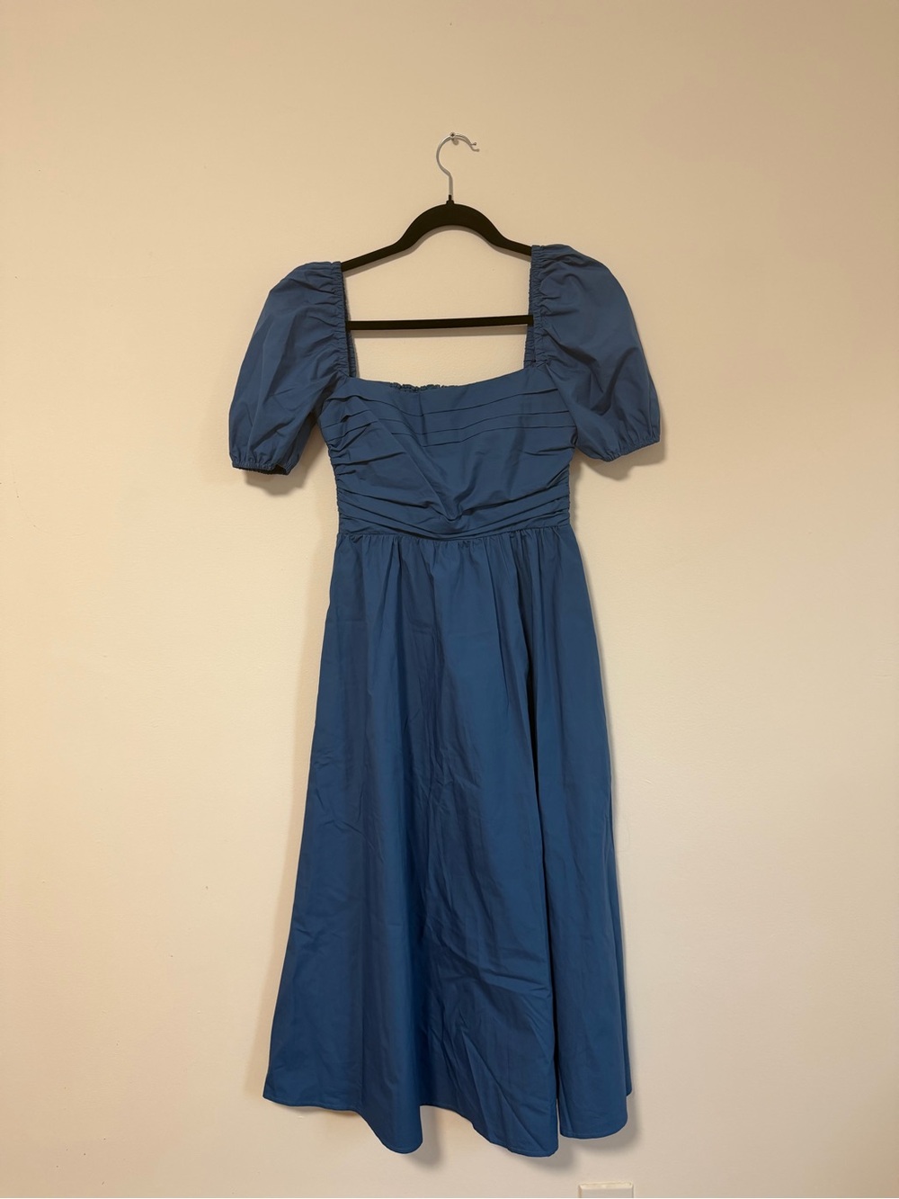 Square-Neck Puff Sleeve Midi Dress in Blue